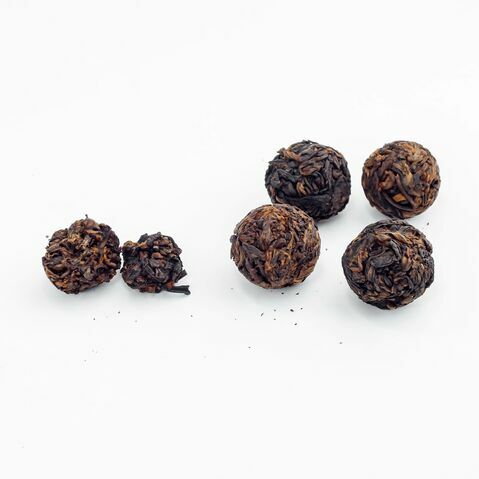 2015 Bu Lang Shan Pu'erh Bola de Dragón Madura