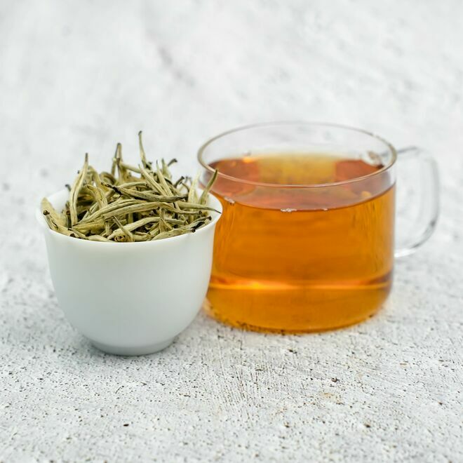Yunnan Baihao Yinzhen «Aguja de Plata»